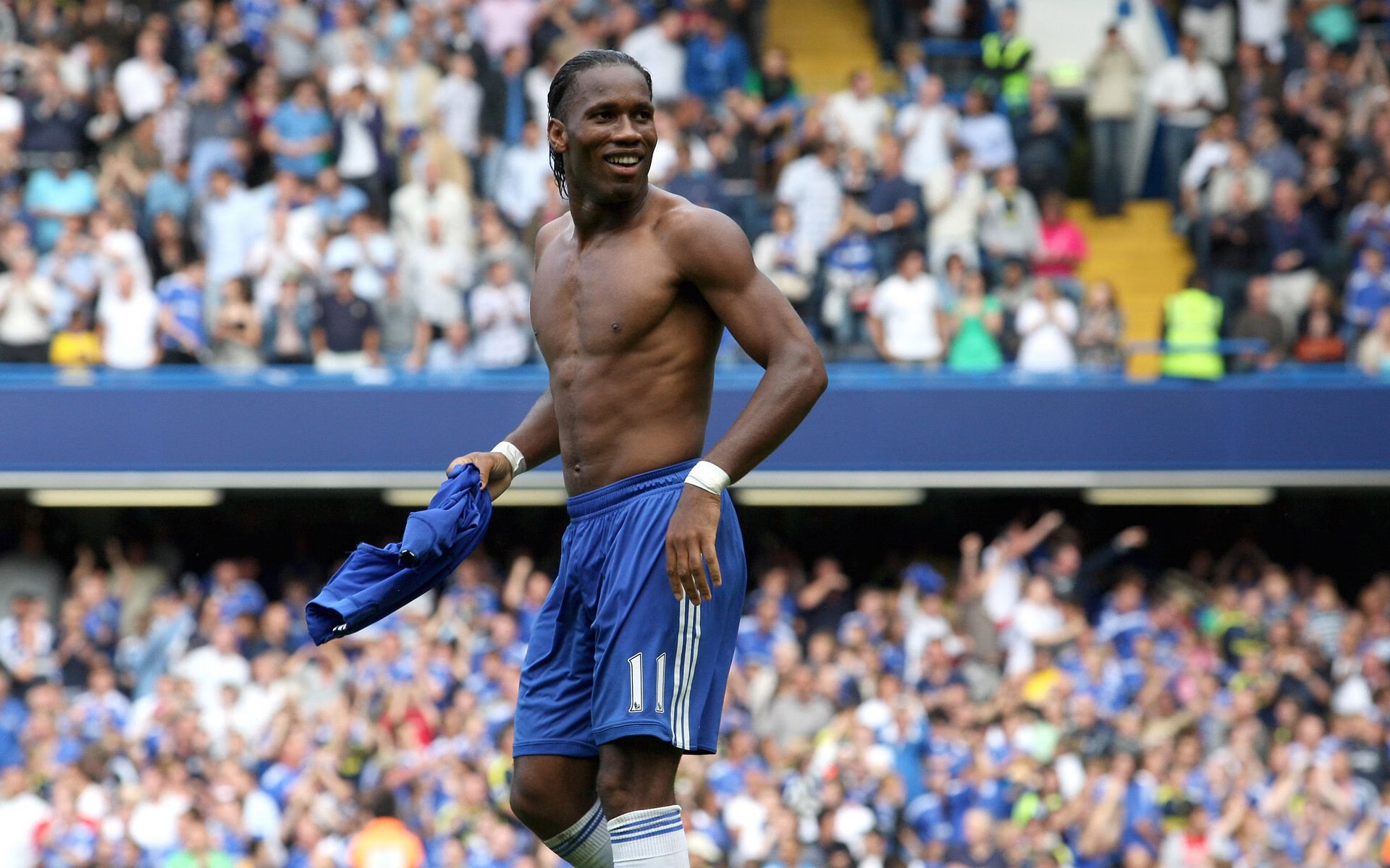 “战术点评：不同球队的核心战术对比”，球场战术核心