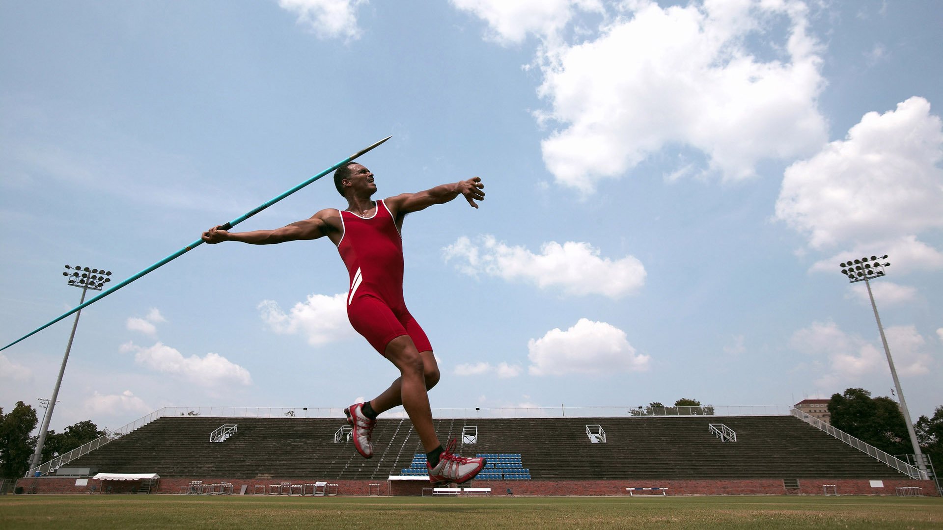 战术升级：球队引入新科技助力比赛，球队战术打法